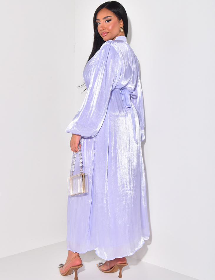 Robe longue à boutons dorés et ceinture