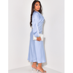 Langes Kleid aus Satin mit Puff-Effekt Langes Kleid aus Satin mit Puff-Effekt