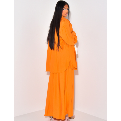 Ensemble robe ajustée et chemise oversize effet lin