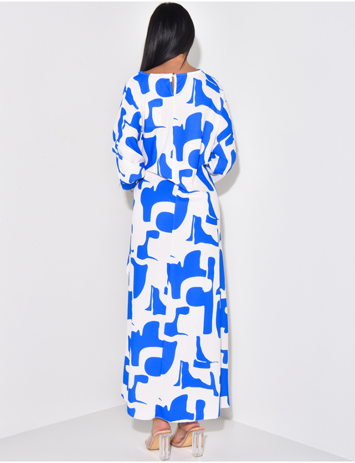 Langes bedrucktes Kleid zum Binden