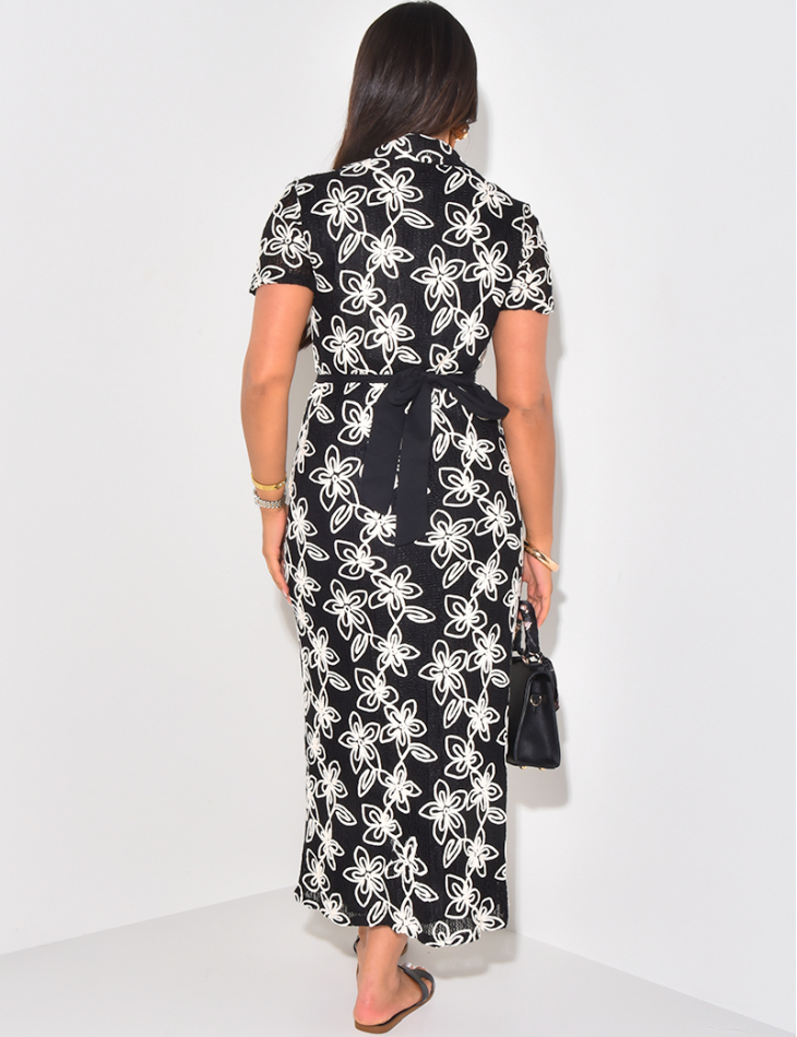 Robe imprimé florale en relief avec ceinture