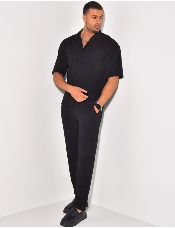 Ensemble pantalon et chemise manches courtes texturé Ensemble pantalon et chemise manches courtes texturé