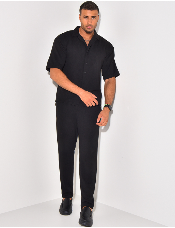Ensemble pantalon et chemise manches courtes texturé Ensemble pantalon et chemise manches courtes texturé