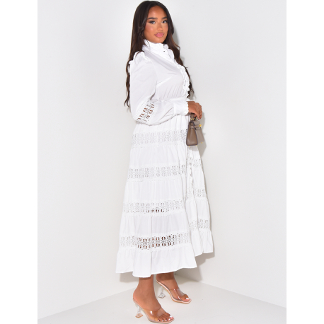 Robe chemise longue à broderies à nouer à la taille