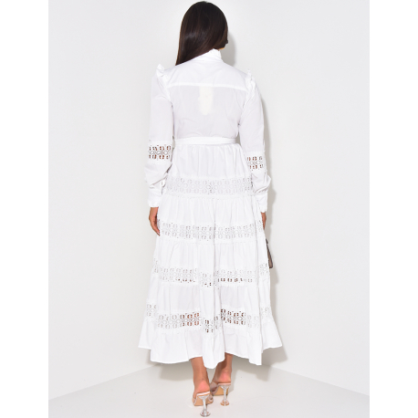 Robe chemise longue à broderies à nouer à la taille