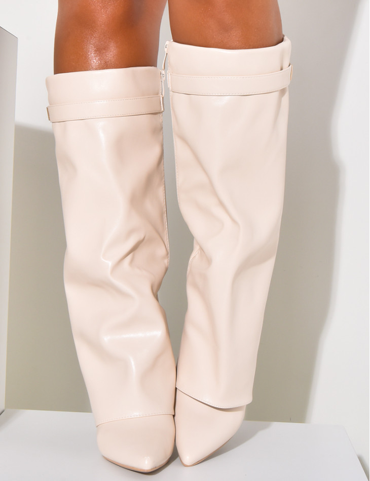 Bottes en similicuir à talons carré et rabat