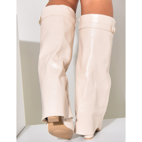 Bottes en similicuir à talons carré et rabat