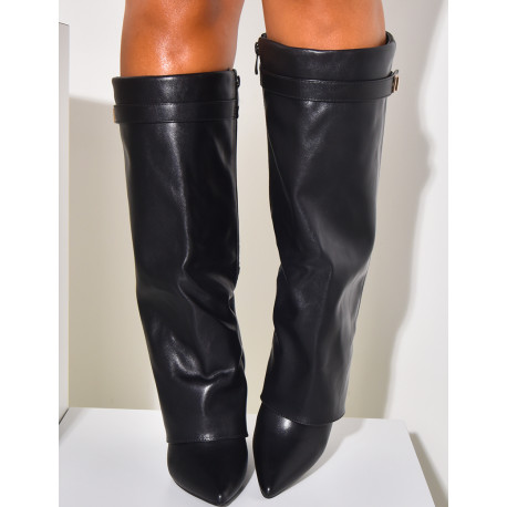 Bottes en similicuir à talons carré et rabat