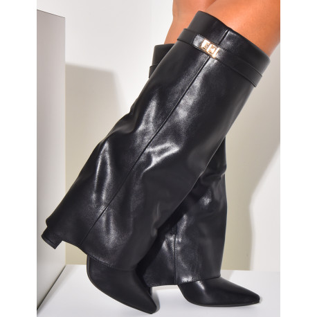 Bottes en similicuir à talons carré et rabat