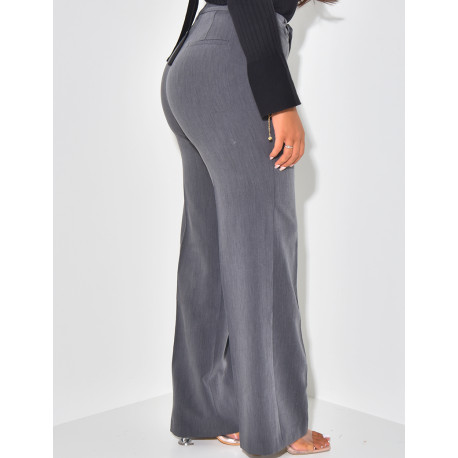 Gerade geschnittene Schneiderhose in melierter Optik.