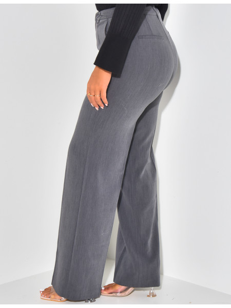 Gerade geschnittene Schneiderhose in melierter Optik.