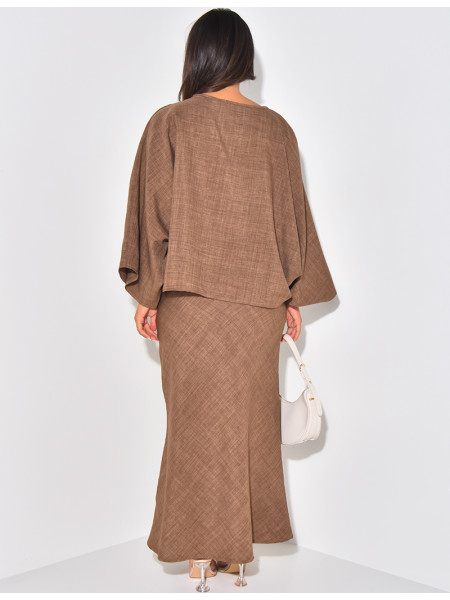 Long skirt and loose linen-effect top set
