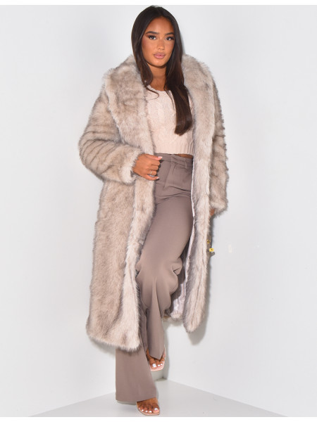Manteau oversize à fourrure premium
