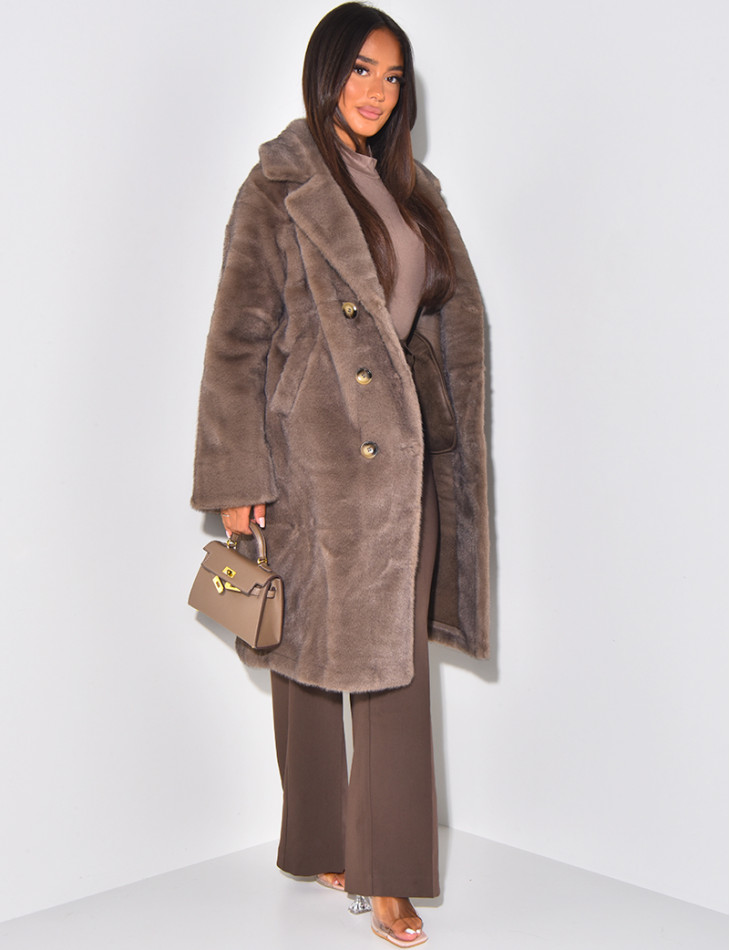 Long coat in premium faux fur