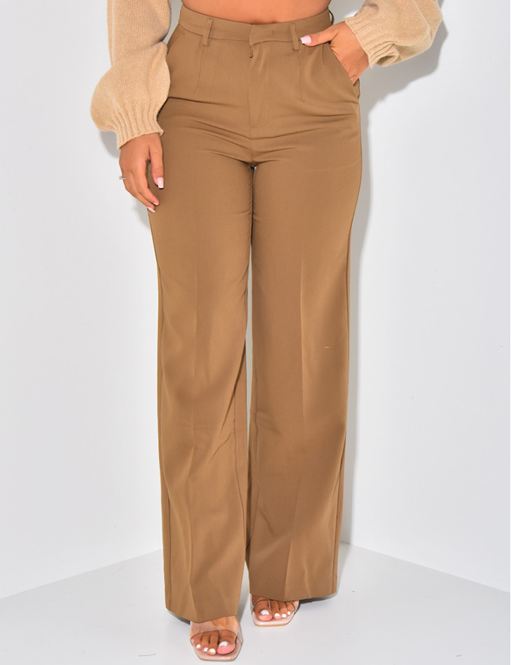 Gerade geschnittene Schneiderhose in melierter Optik.