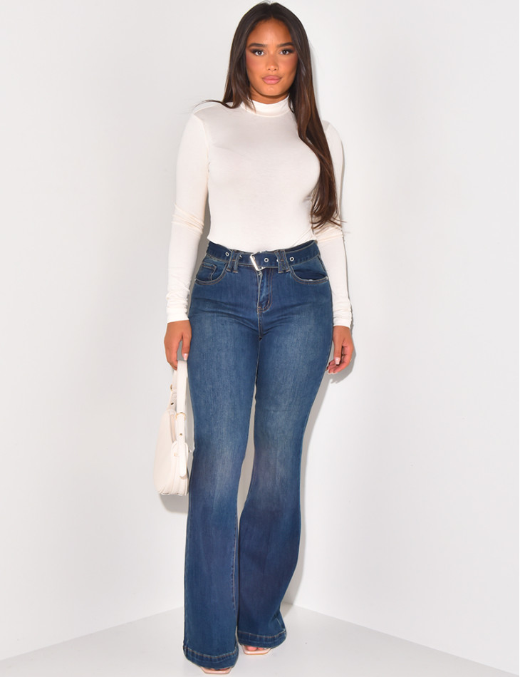 High waist & flare jeans with belt