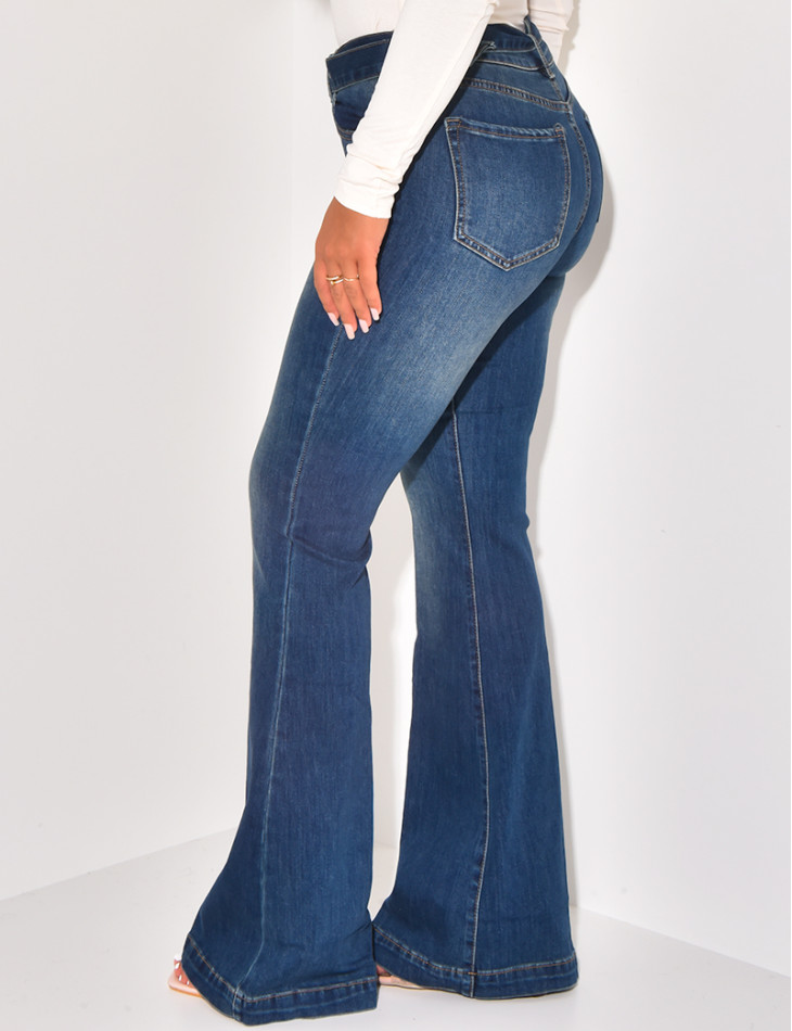 High waist & flare jeans with belt