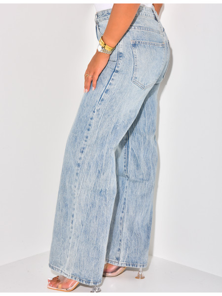 Jeans large et droit délavé