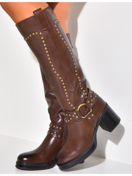 Bottes à talons style western cloutées