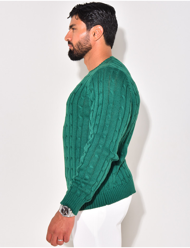 Gedrehter Pullover