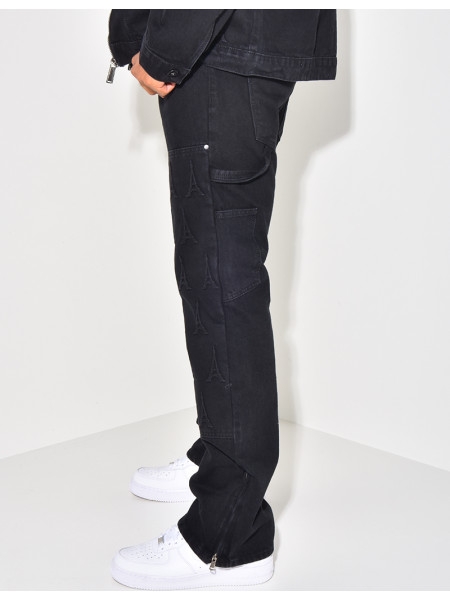 Schwarze Jeanskombination