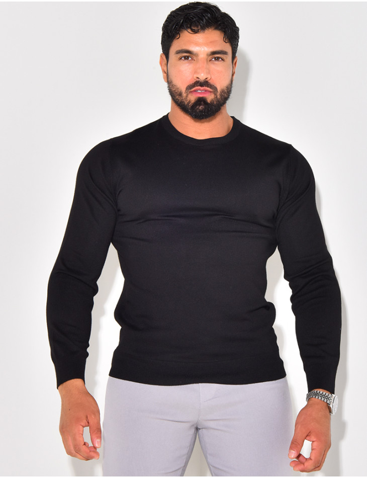 Slim round-neck jumper