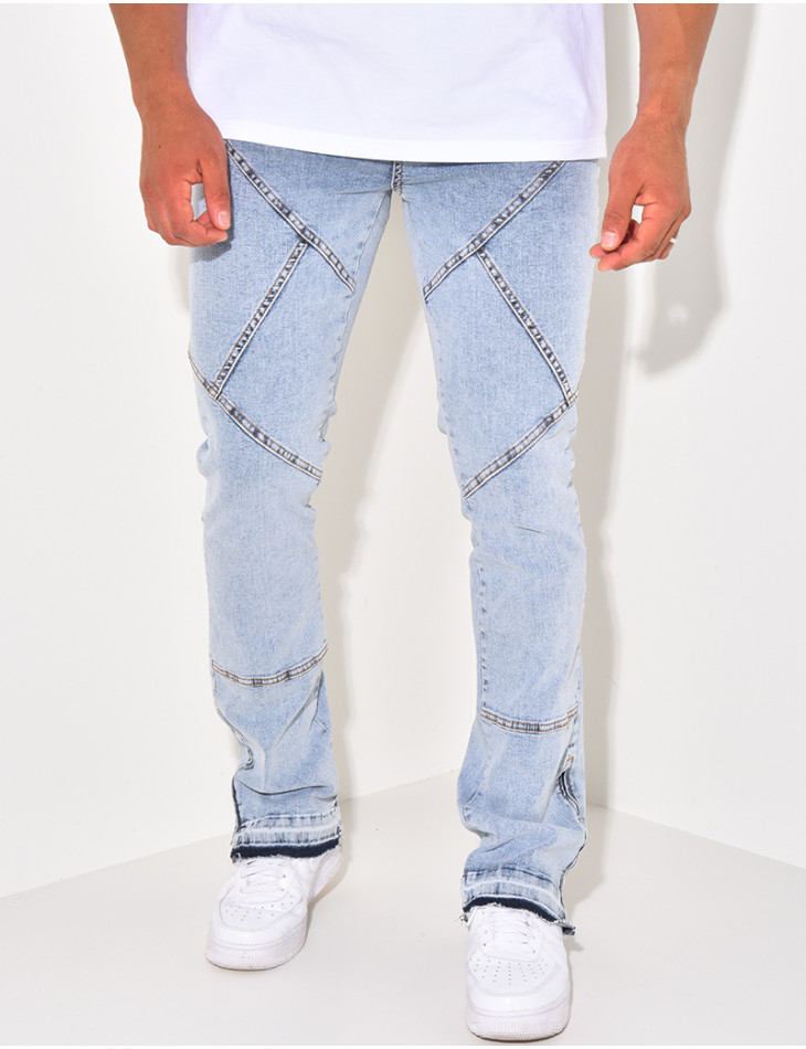 Flare jeans with stitching and closure