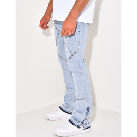 Flare jeans with stitching and closure