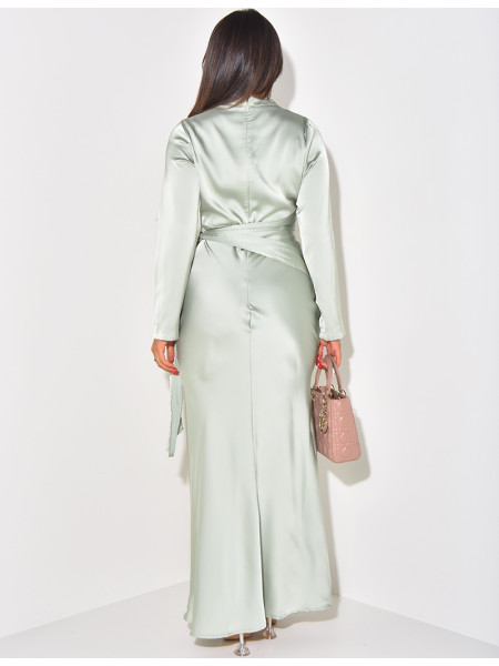 Satinkleid zum Binden