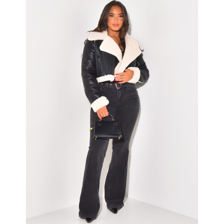 Kurze Bomberjacke mit Schaffellfutter