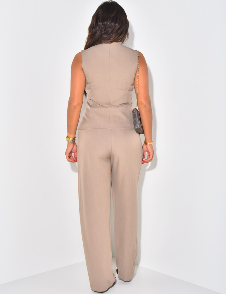 Sleeveless cardigan and straight trousers set