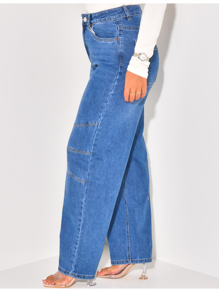 Jeans coupe large à surpiqure aux genoux