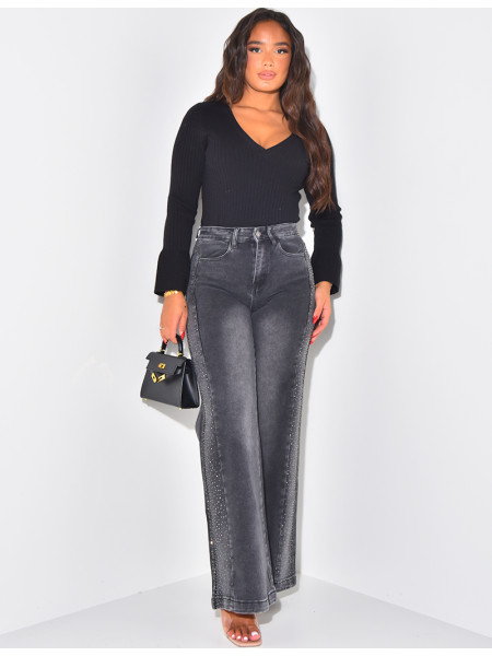 Wide-leg jeans with rhinestones on the sides