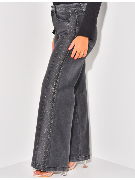 Wide-leg jeans with rhinestones on the sides