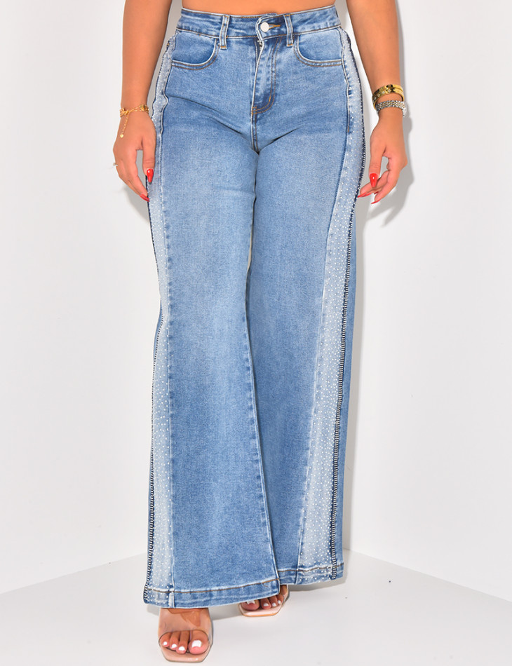 Wide-leg jeans with rhinestones on the sides