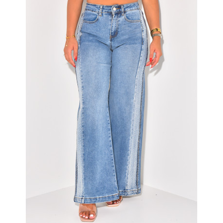 Wide-leg jeans with rhinestones on the sides