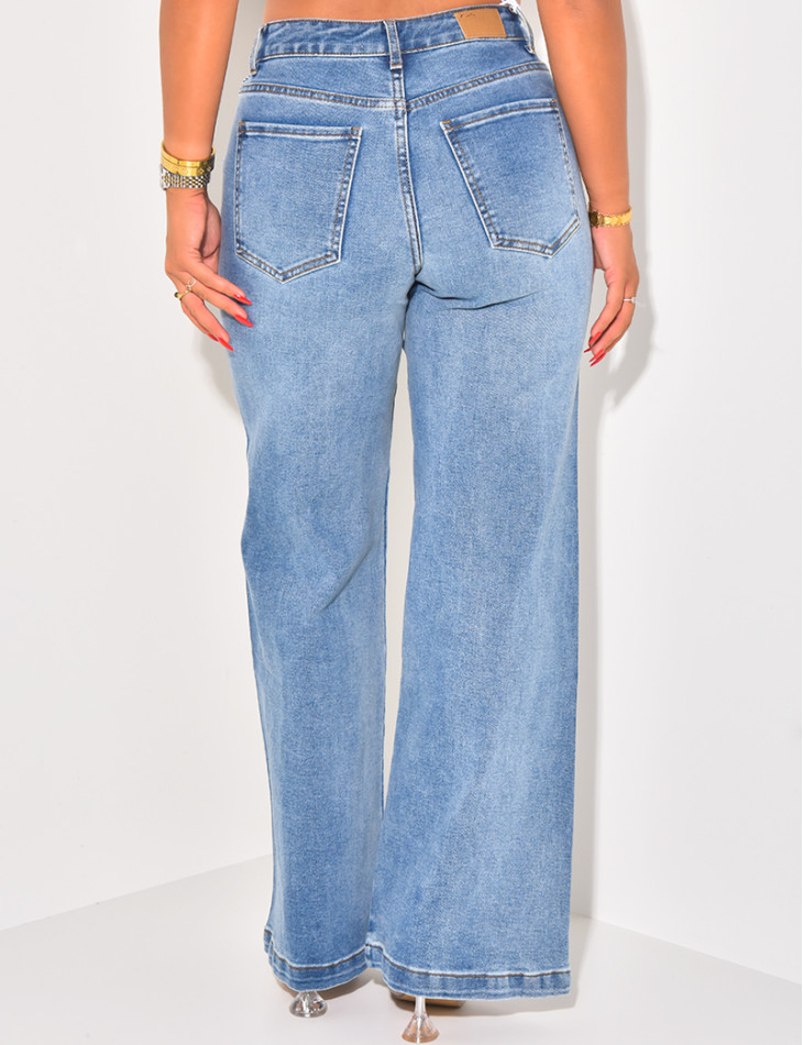 Wide-leg jeans with rhinestones on the sides