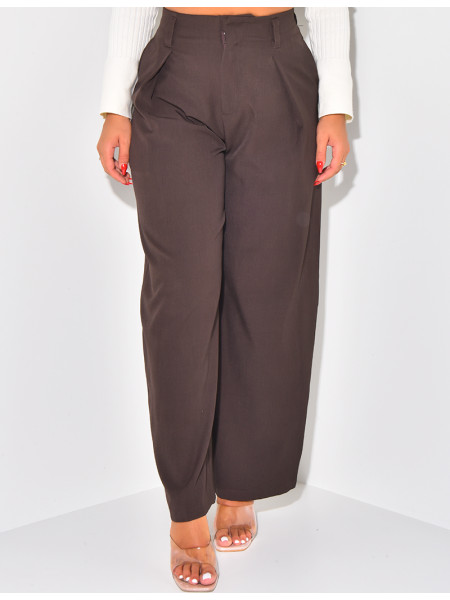 Tailored trousers with pleats