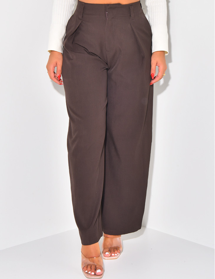 Tailored trousers with pleats