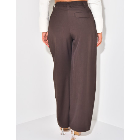 Tailored trousers with pleats