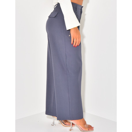Tailored trousers with pleats