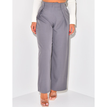Tailored trousers with pleats