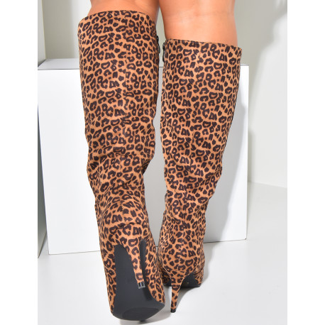 Bottes en suédine à motifs léopard