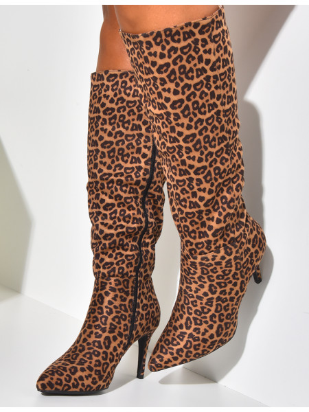 Bottes en suédine à motifs léopard