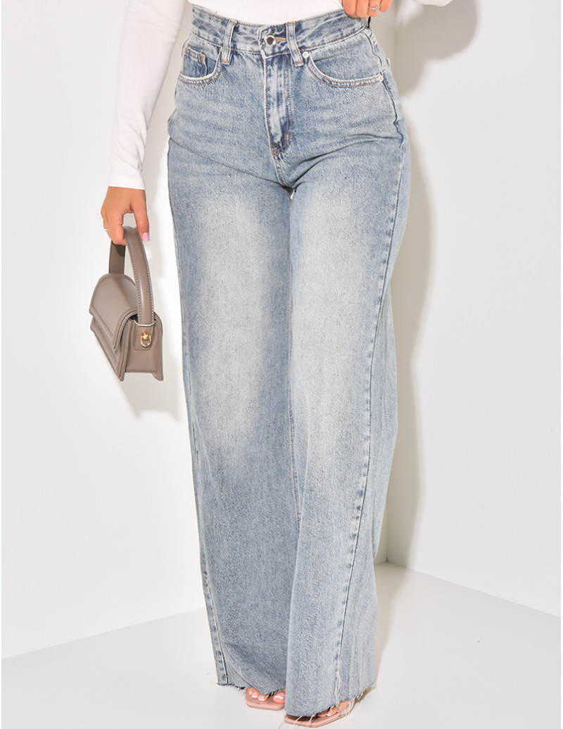 Jeans mit hoher Taille und...