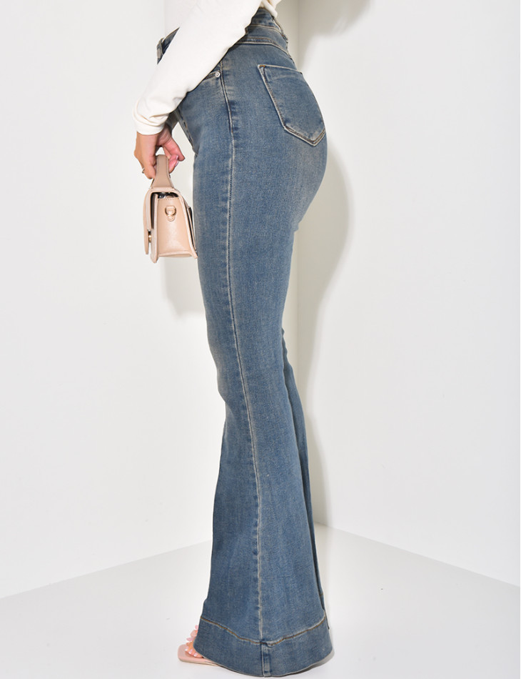 Jeans flare stretchy à délavage vintage