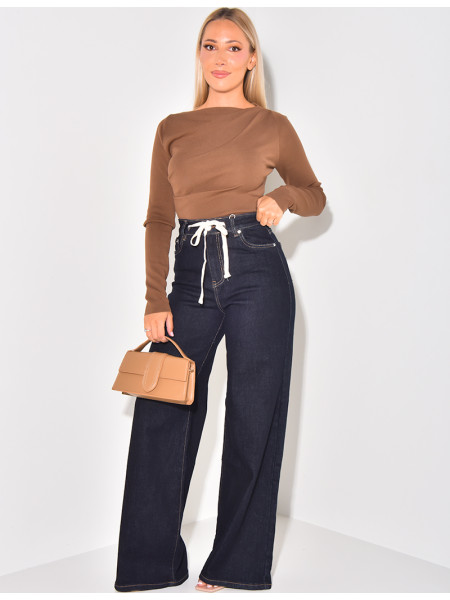 Stretchy high-waisted straight-leg jeans with laces