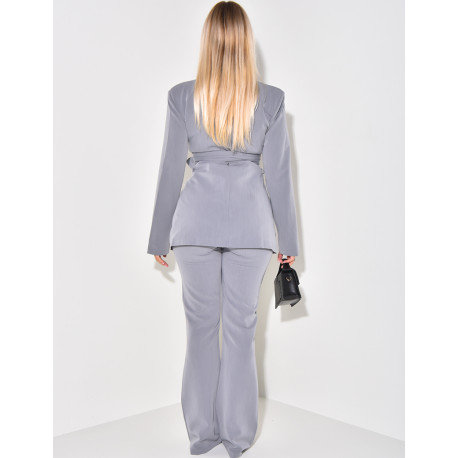 Ensemble de tailleur à ceinture large et pantalon évasé effet lin
