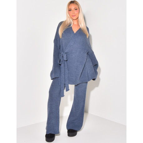 Set aus Hose und Wickelweste aus Wolle zum Binden
