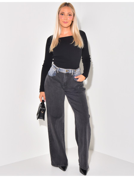 Straight-leg jeans with contrasting denim inserts